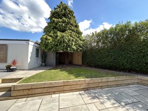 Photo 10- click for photo gallery